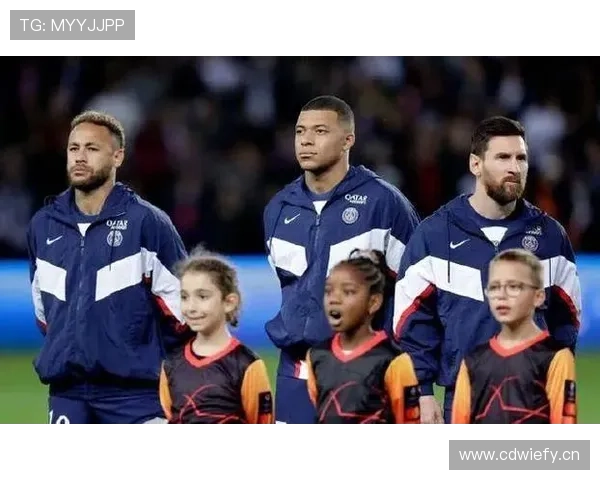 姆巴佩与内马尔：战术共存与个人定位的结构差异解析