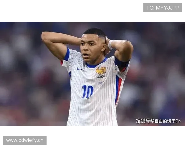 本泽马后期得分率转移在姆巴佩体系下趋向多点驱动