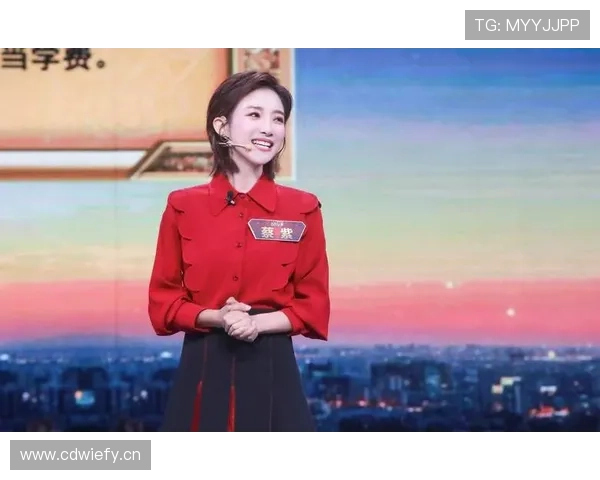 何冰娇一边逼自己早睡一边凌晨发圈，真是不敢信这接地气的冠军模样！