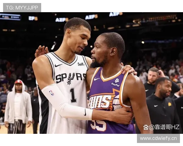 看凯文·杜兰特随手买件T恤的钱能顶我半年房租，心都凉了